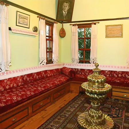 Sirince Evleri
