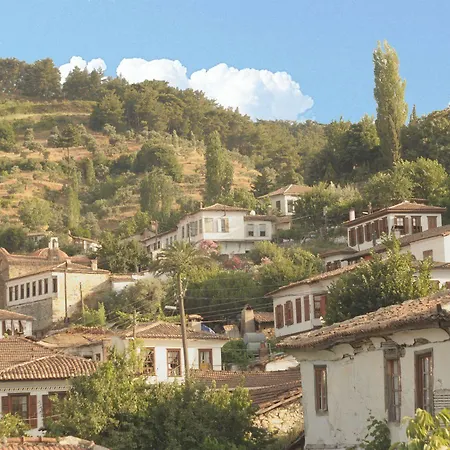Sirince Evleri 2*